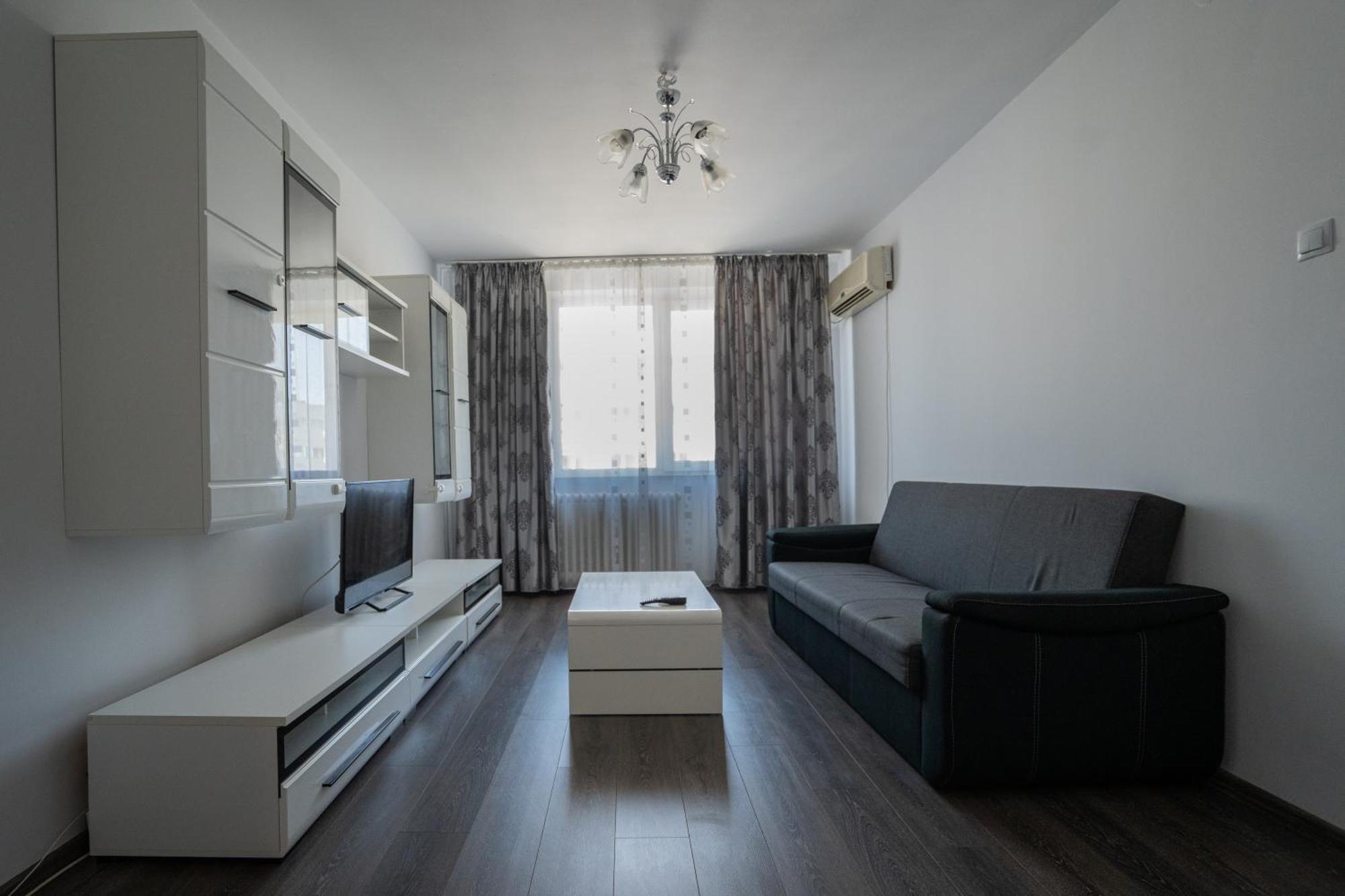 Apartament M & S Bucarest Esterno foto